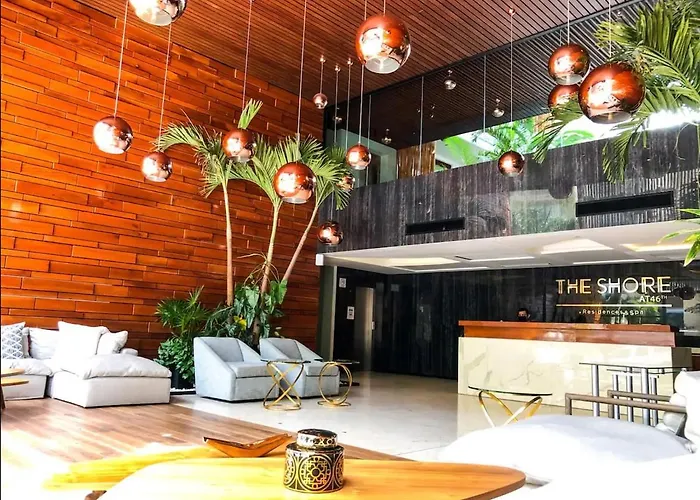 The Shore Chic Ocean View & Gym Appartement