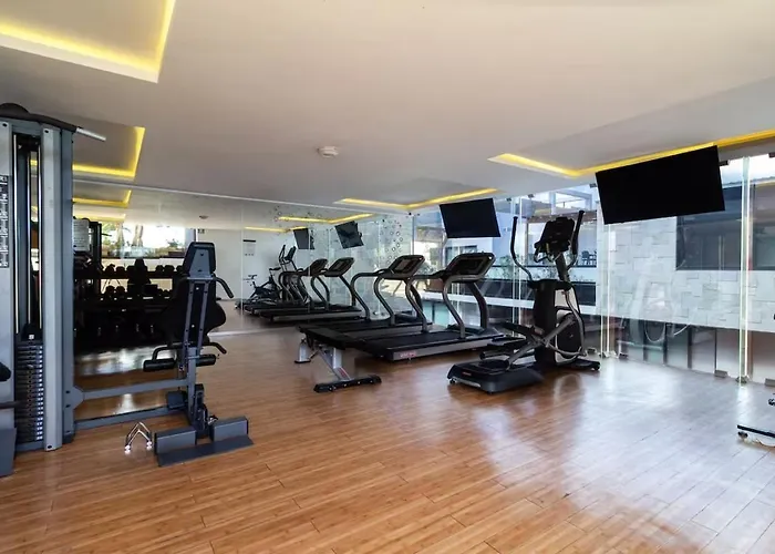 The Shore Chic Ocean View & Gym *